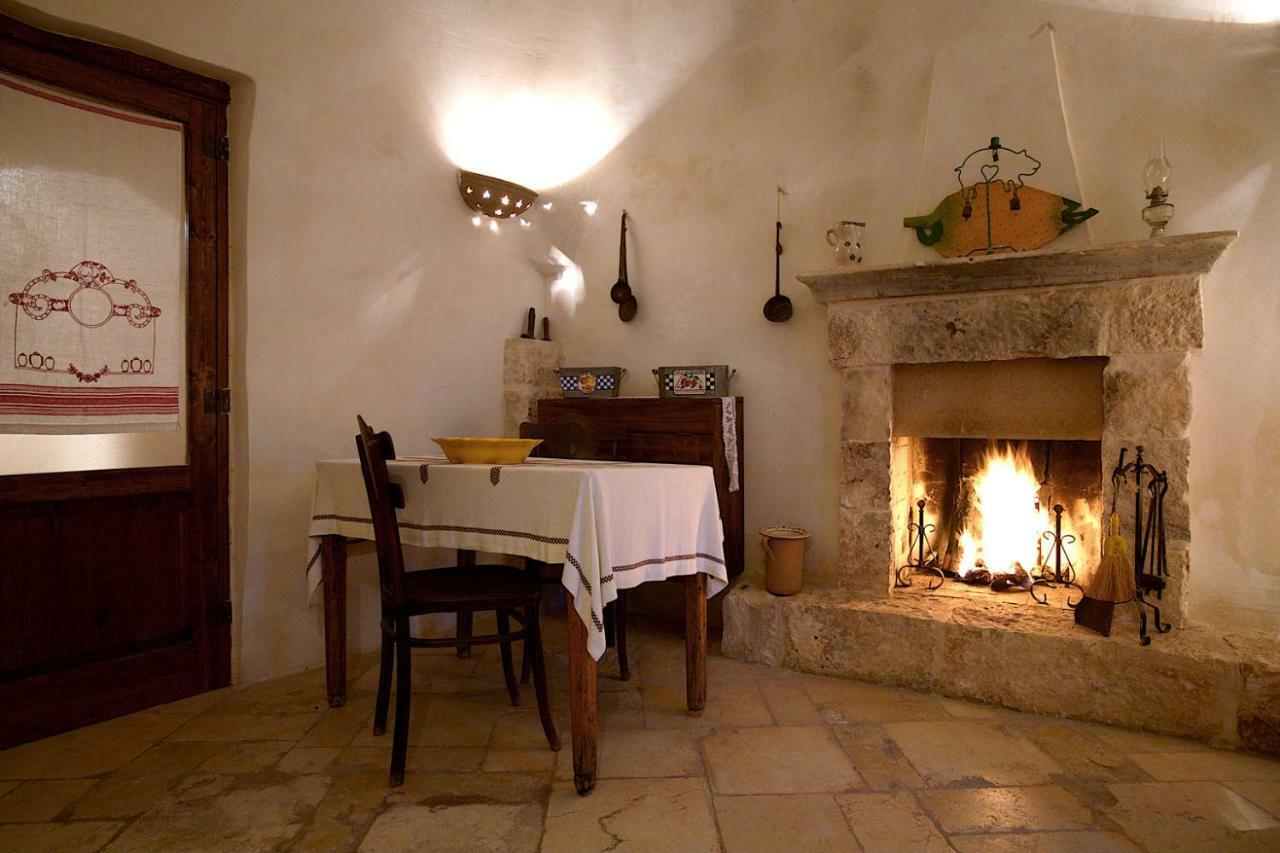 奇斯泰尼诺I Trulli Di Acquarossa公寓式酒店 外观 照片
