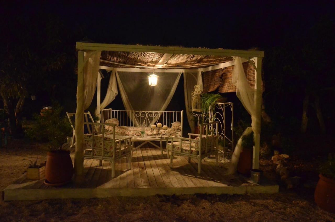 奇斯泰尼诺I Trulli Di Acquarossa公寓式酒店 外观 照片